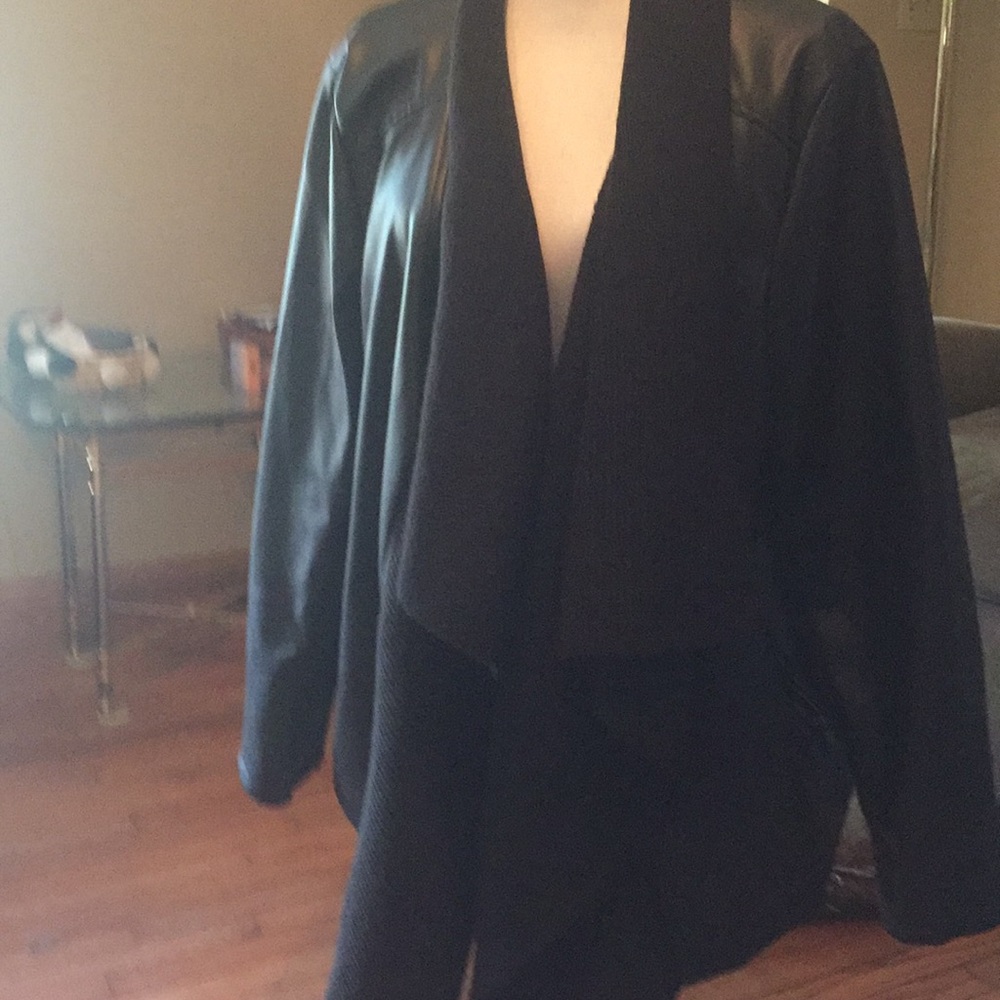Washable 14/16 black coat